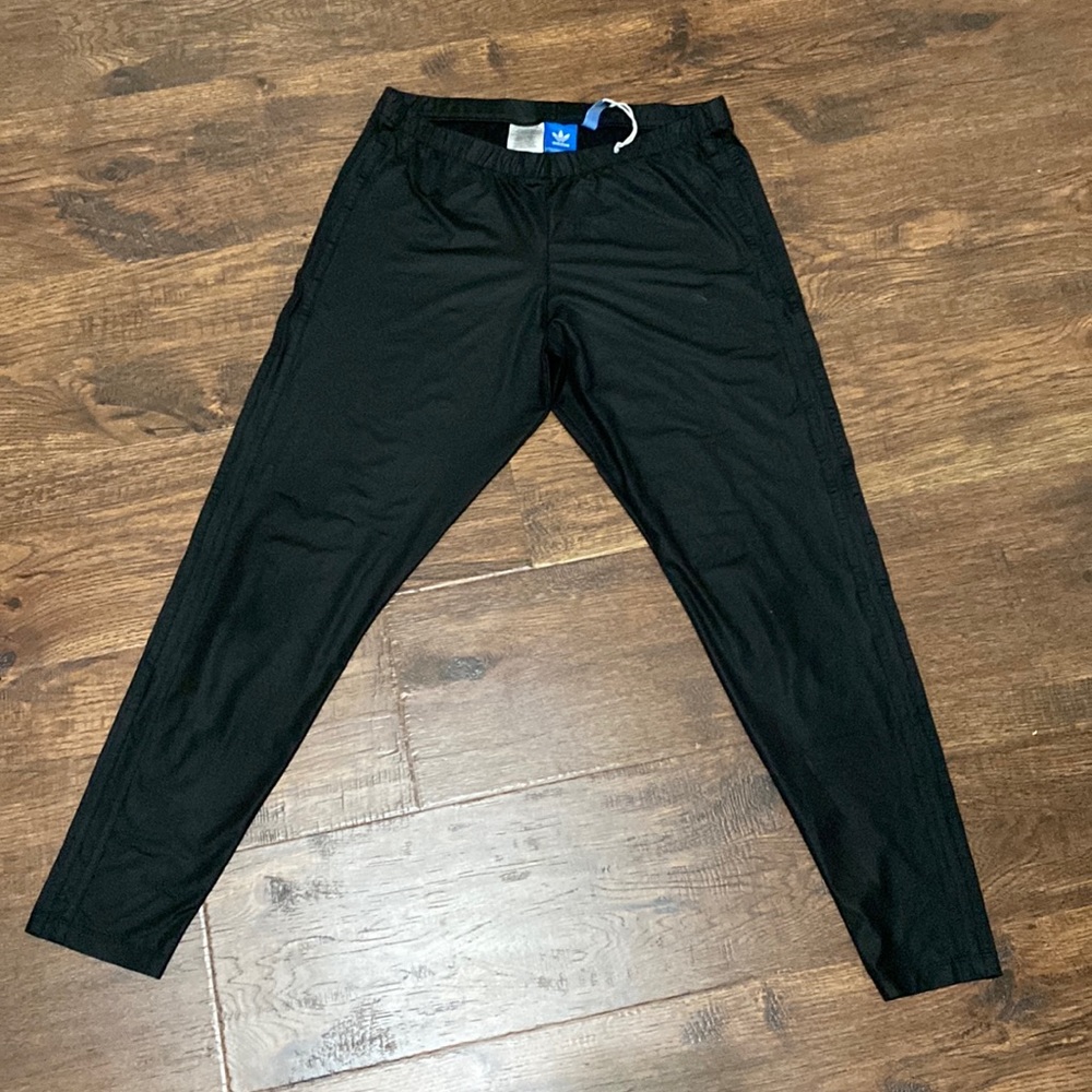 Women’s ADIDAS black Large leggings